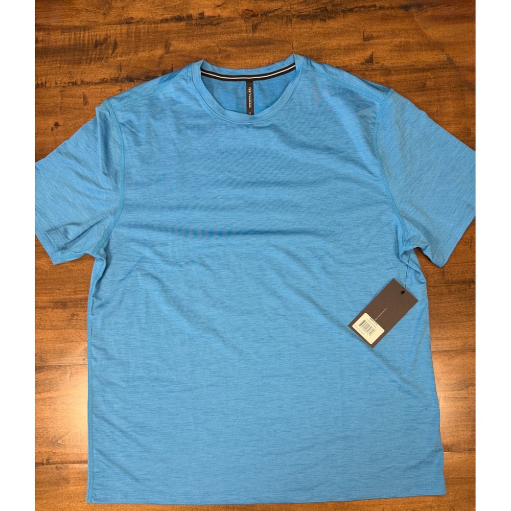 Ten Thousand Versatile SS Shirt Mens Large Wave Blue Training Tee NWT